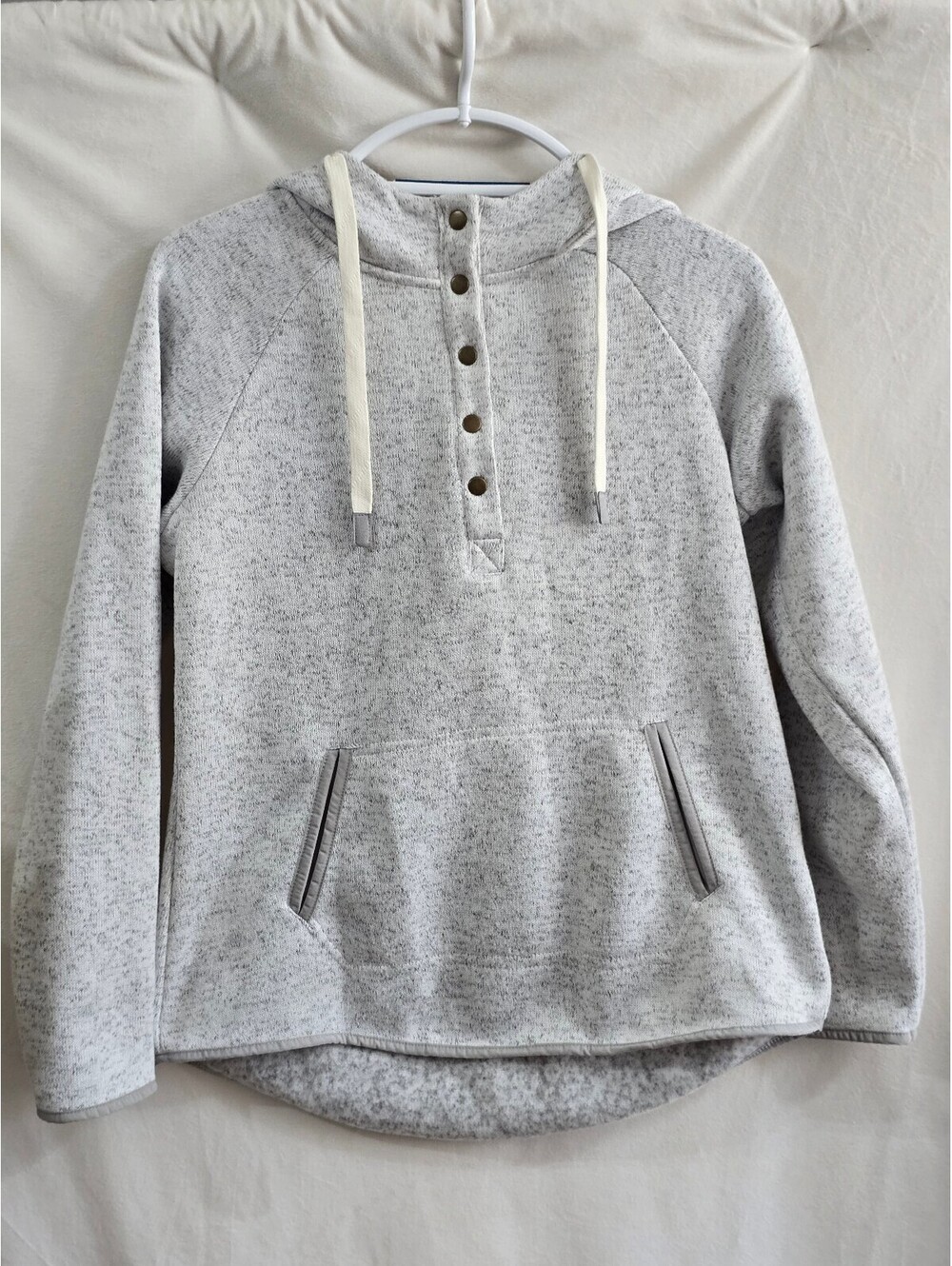Thread + Supply Women's Gray Pullover Hoodie Medium NWT